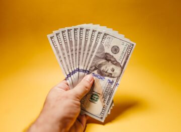 Sacar Parcial no Copy Trade: Posso Retirar Sem Parar de Operar?