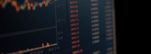 Tela de plataforma de trading ilustrando a analise de corretora menor swap no copy trade